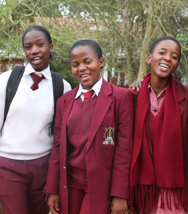 Wie in Simbabwe eine Gruppe 14-jähriger Mädchen die Technikbranche aufmischt