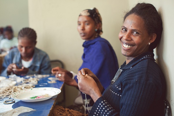 Photos: Rencontre avec les artisanes d’un atelier de bijoux en Éthiopie
