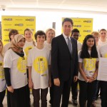 In the UK, Labour leader Ed Miliband met with 15 year olds to chat about the new goals to end extreme poverty. Photo: action/2015