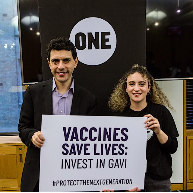 ONE’s UK supporters show the love for vaccines