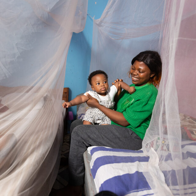 Malaria in Kamerun: Schutz von Müttern und Kindern